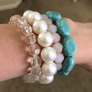 Turquoise & Pearl Bangle set of 4!